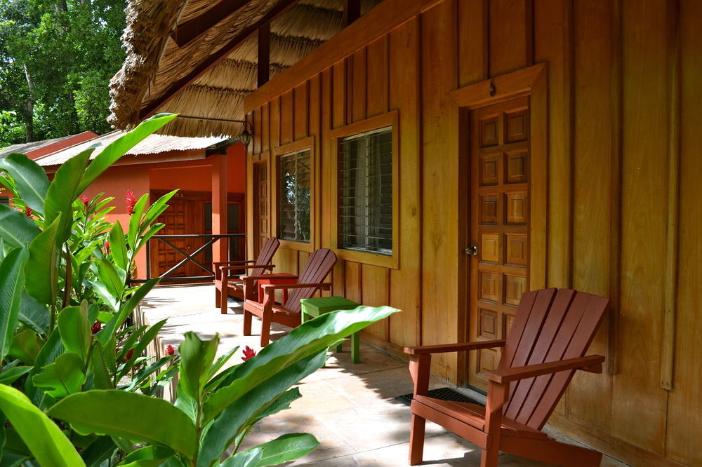 Hotel Jungle Lodge Tikal Eksteriør bilde